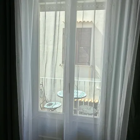 Apartment E&g Private In