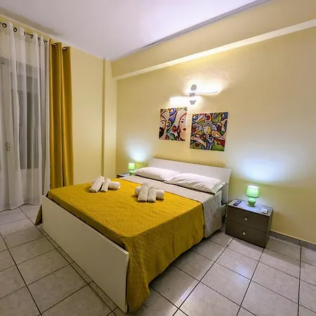Apartment E&g Private In