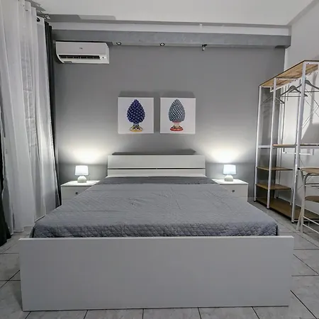 E&g Private In Apartment