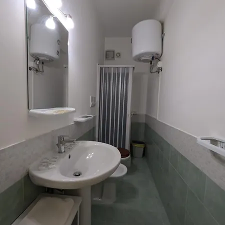 Apartment E&g Private In *